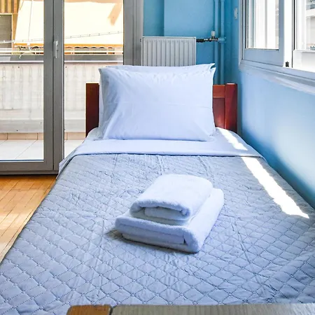 Apartment In Ampelokipoi *